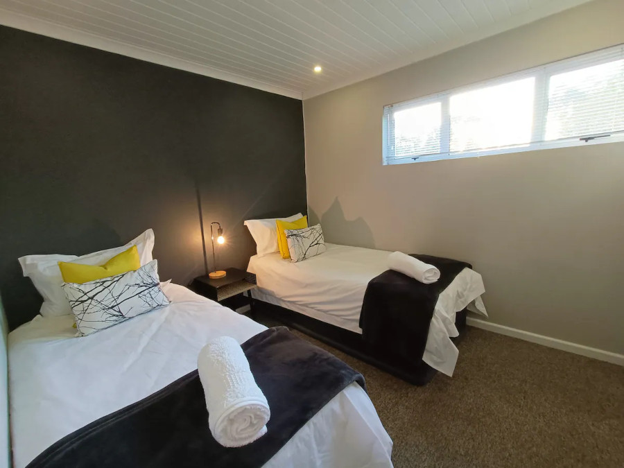 twin-room
